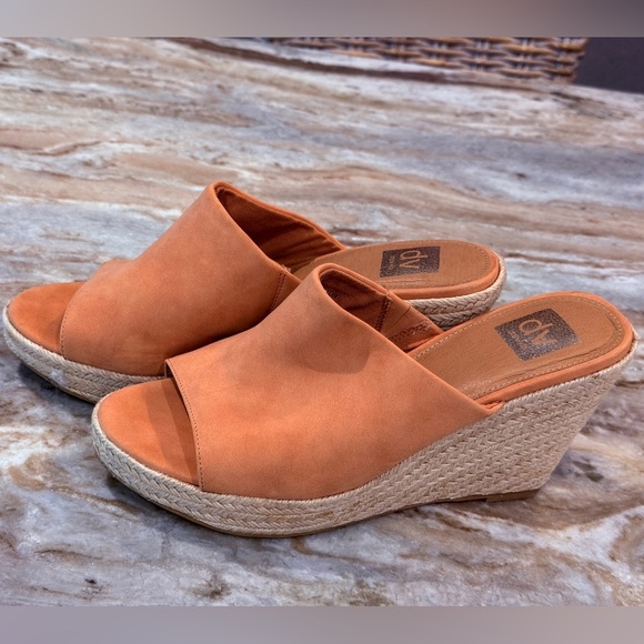 Women’s DV by Dolce Vita Dixon wedge sandals- Size 10 - Picture 3 of 8